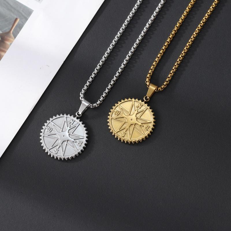 Men's Compass Necklace Titanium Steel Pendant Versatile Twist Chain Jewelry