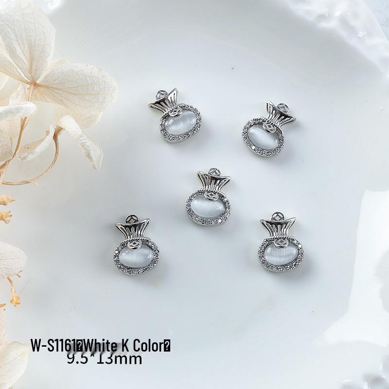 Nový rok nail art: Luxusní přívěsek Fortune Bag ze zirkonu a zlatem vykládané nositelné doplňky na nehty s kamínky