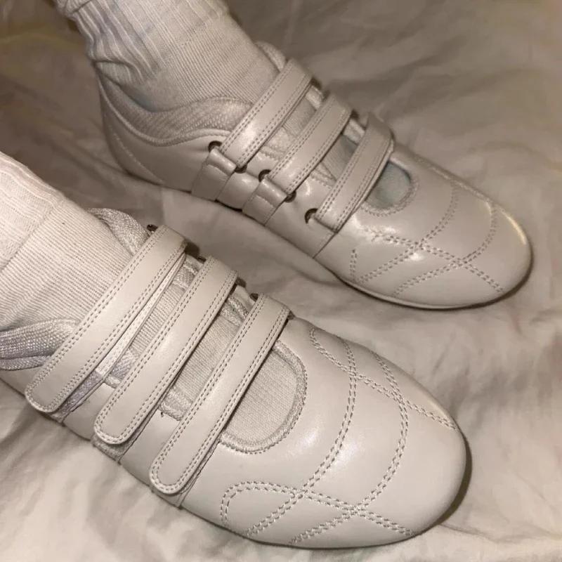 Fashion Women's Sneakers Flats Running Sport Shoes Designer Spring Casual Shoes Woman 2025 New Brand Walking Comfort Femme Chaussures