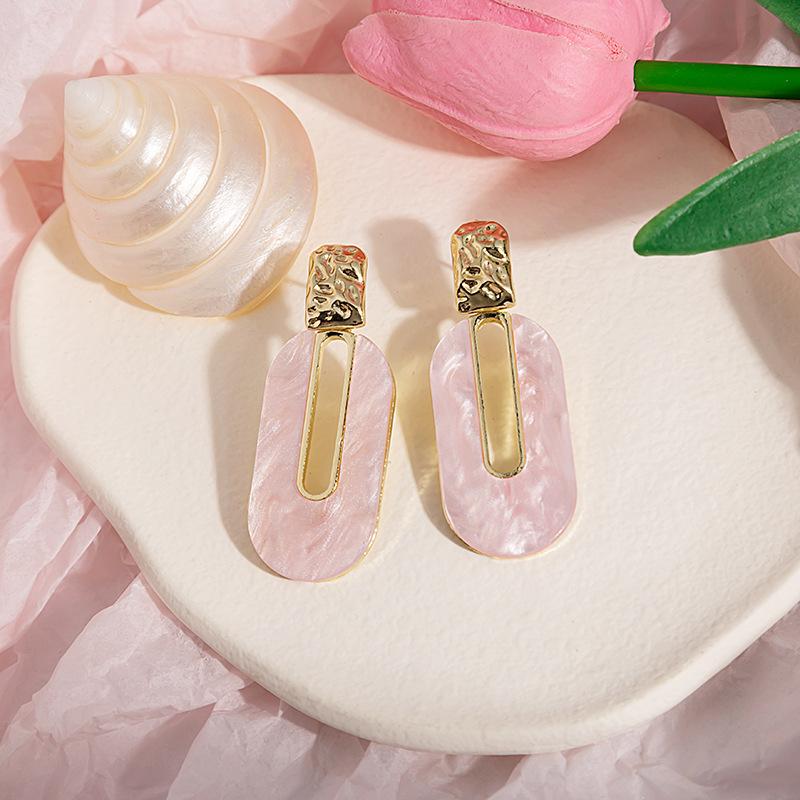 Cute Cartoon Earrings Female Eccentric Girl Stud Earrings Resin Doll Face Female Simple Earrings