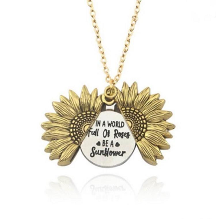 Accessories, Blue Purple Crystal Heart Collarbone Chain Fashion Two-Tone Necklace Summer Fresh Girl