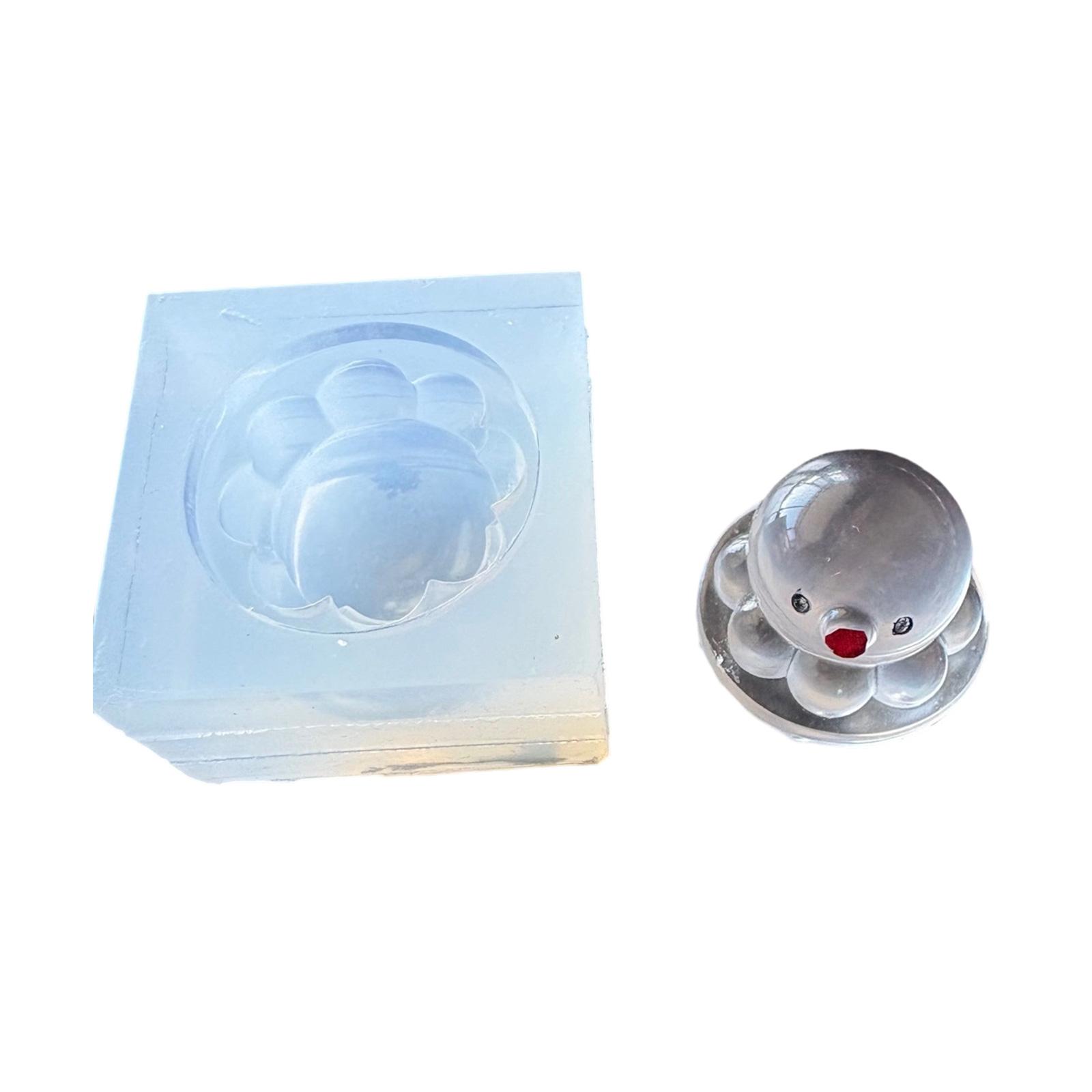 

Silicone Mold for Realistic Octopus Ornament Epoxy Resin Home Decoration Mould for Craft Enthusiasts and Gift Makers