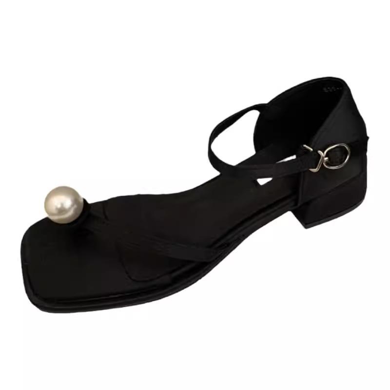 French High-end Pearl Open-toed Sandals Women's Summer 2025 New Shoes Square Heel Silver Roman Shoes