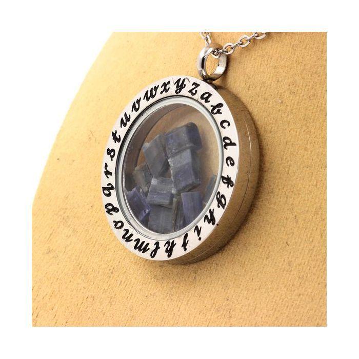 Pierres et Minéraux. Collier Kyanite brut. Modèle Alphabet.