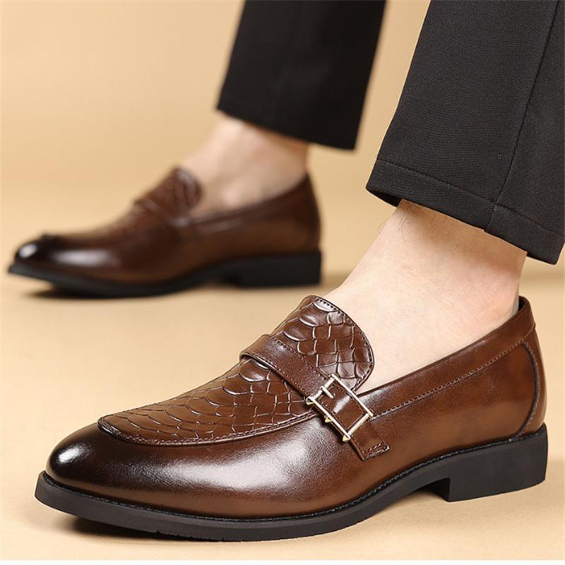 Gentleman Monk Strap Loafers New Men Pointed Belt Buckle Leather Shoes Male Designer Formal Wedding Dress Homecoming Footwear