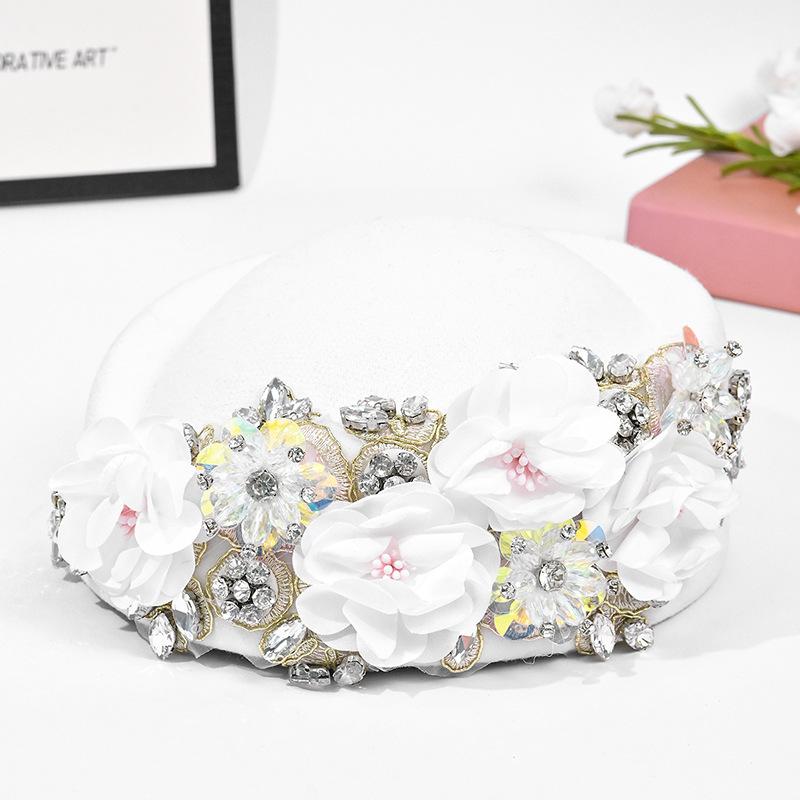 Women's Hat Retro British Style Handmade Flowers Diamond Wool Beret Autumn and Winter Style Flight Attendant Hat