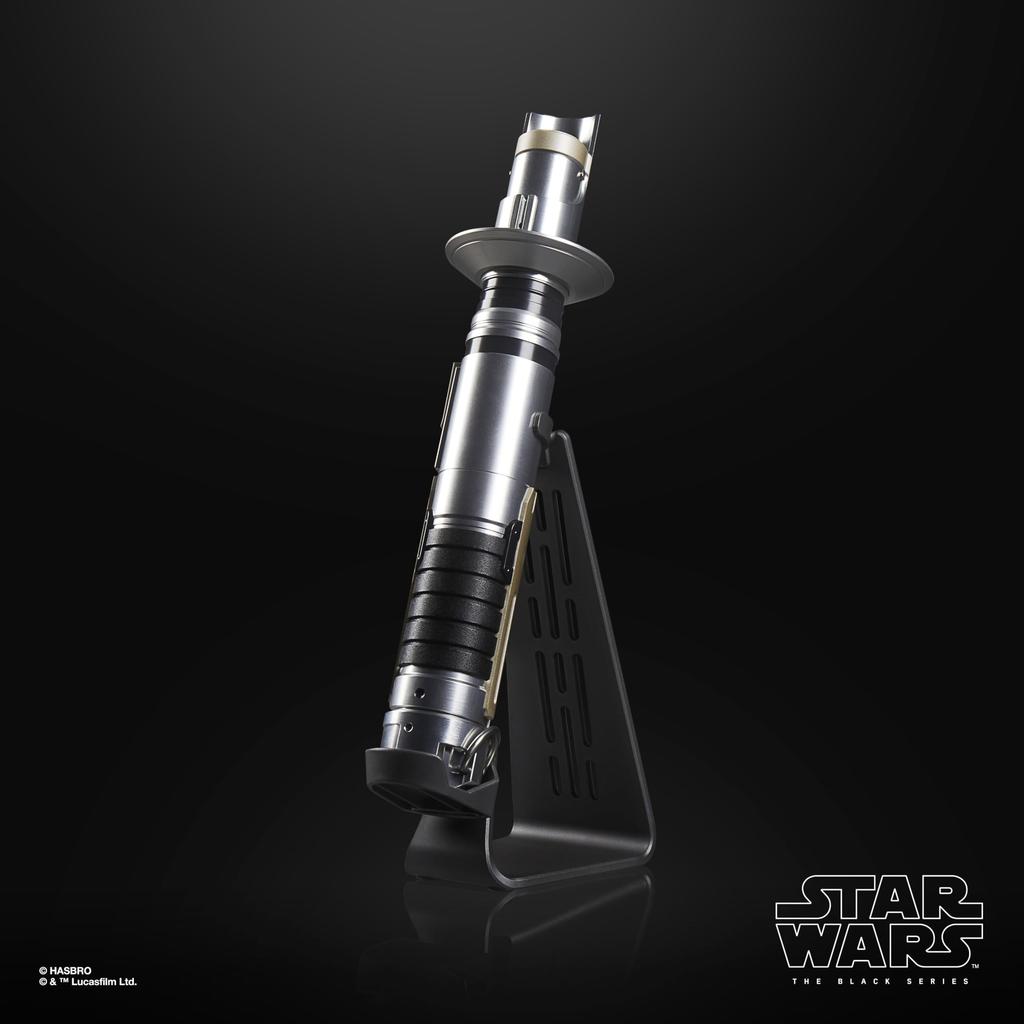 Hasbro Star Wars STAR WARS Black Series Ezra Bridger Force FX Elite Electronic Lightsaber with Advanced LED and Sound Effects Ages 14 and Up G0702