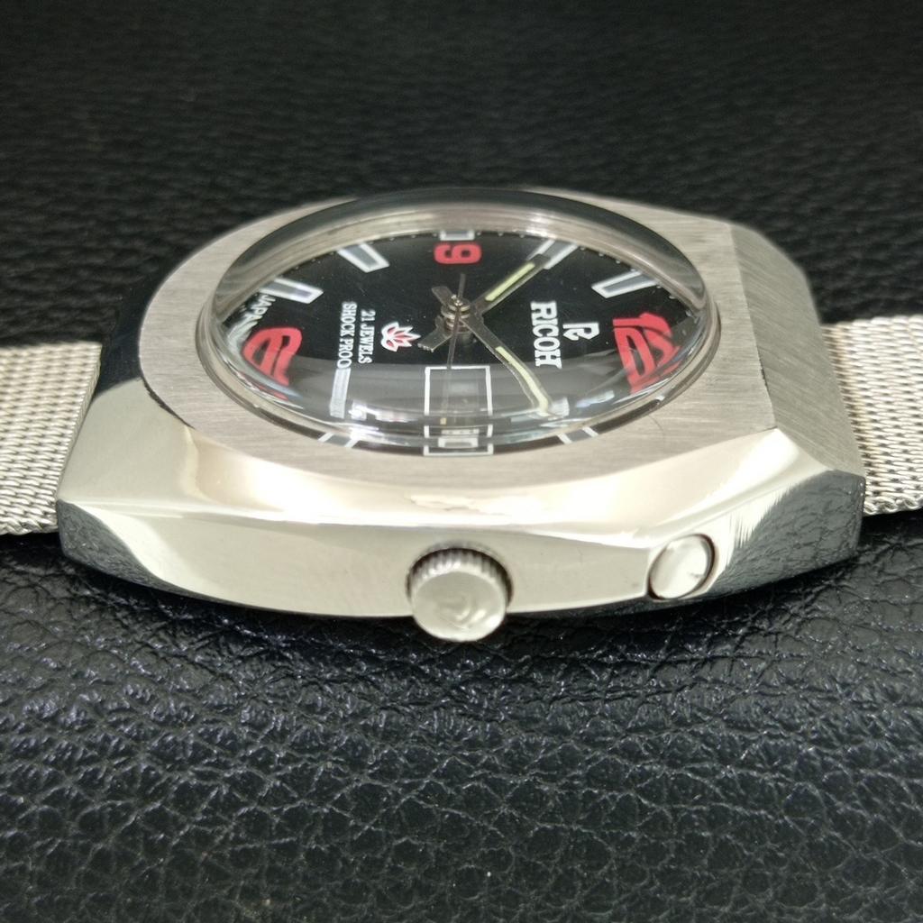 VINTAGE RICOH R31 AUTOMATIC JAPAN MENS BLACK COLOR DIAL WATCH a707929-1