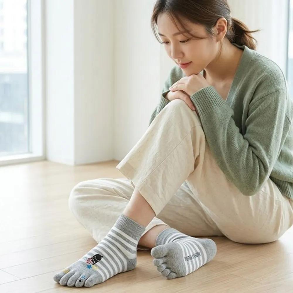 Pierre Cardin Women s Fashion Toe Socks Colored 5 Pairs Tucked-in Summer Socks Foot Odor Prevention 5 pairs of colors