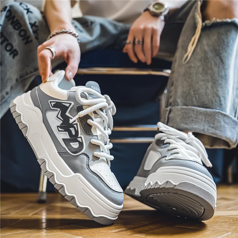 High Quality Casual Sports Shoes Double Color Lace-up Men's Shoes Comfortable Thick Sole Trend Versatile Shoes