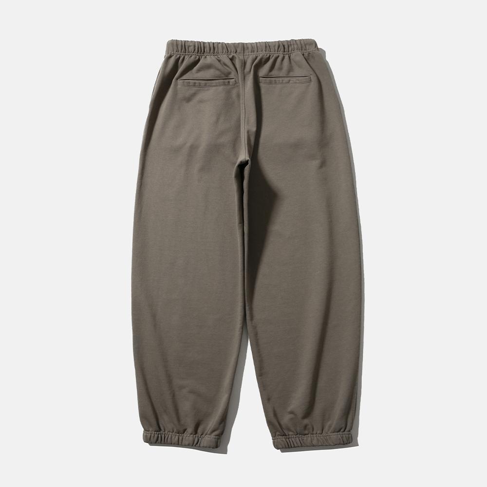 MOIF [Aw25] Baggy Sweat Pants / Olive