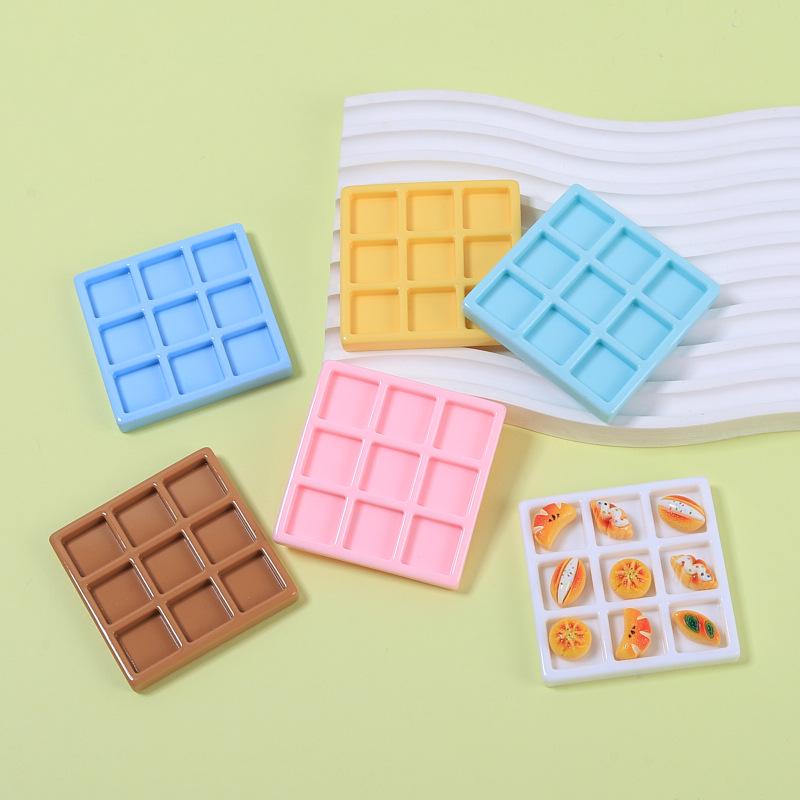 Large Multicolor Nine-Grid Plate for DIY Jewelry, Food Play & Small Accessories – Includes Cream Glue & Resin