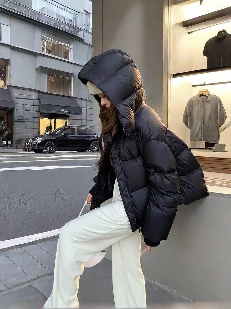 Damen Kurze Daunenjacke - Frühling Koreanischer Stil, Lockere Passform, Übergröße, Trendige Chenille Oberbekleidung.