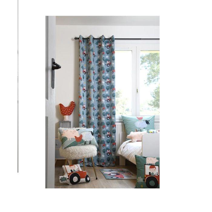 Tapis velours tom a la ferme