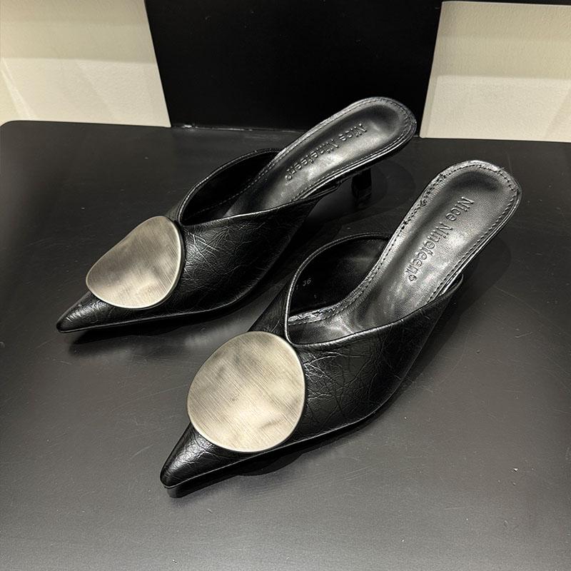 

Мода 2025 Новая Мода Острый Носок Женские Туфли-Лодочки на Среднем Каблуке Весна Лето Женские Шлепанцы Металл Женские Босоножки на Каблуке Обувь Мюли 35 чёрный