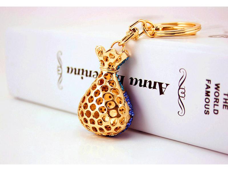Elegante Portachiavi Pendente Sacchetto Portafortuna in Cristallo con Diamanti Incastonati - Accessorio e Regalo da Donna
