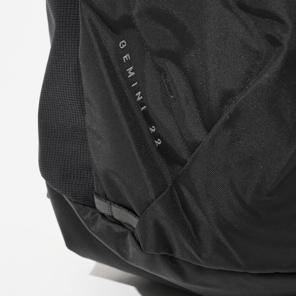 North Gemini 22 Black ONESIZE [The Face]