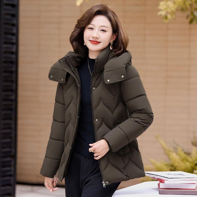 Mom cotton-padded short hooded thickened thermal cotton jacket middle-aged and elderly women's multi-color spot supply