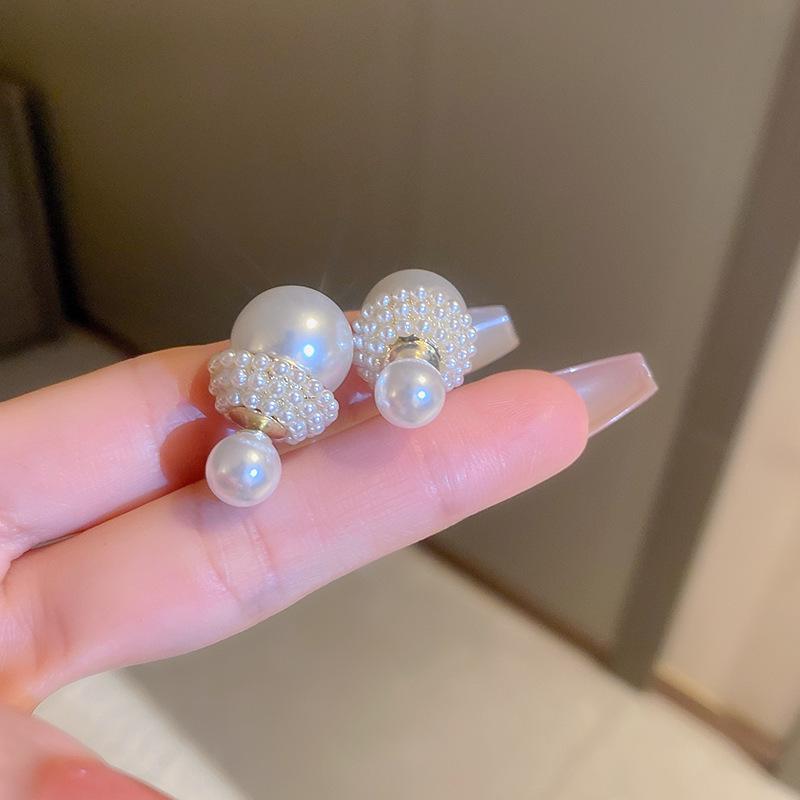 Elegant Zircon Pearl French Retro Luxury Earrings 2025