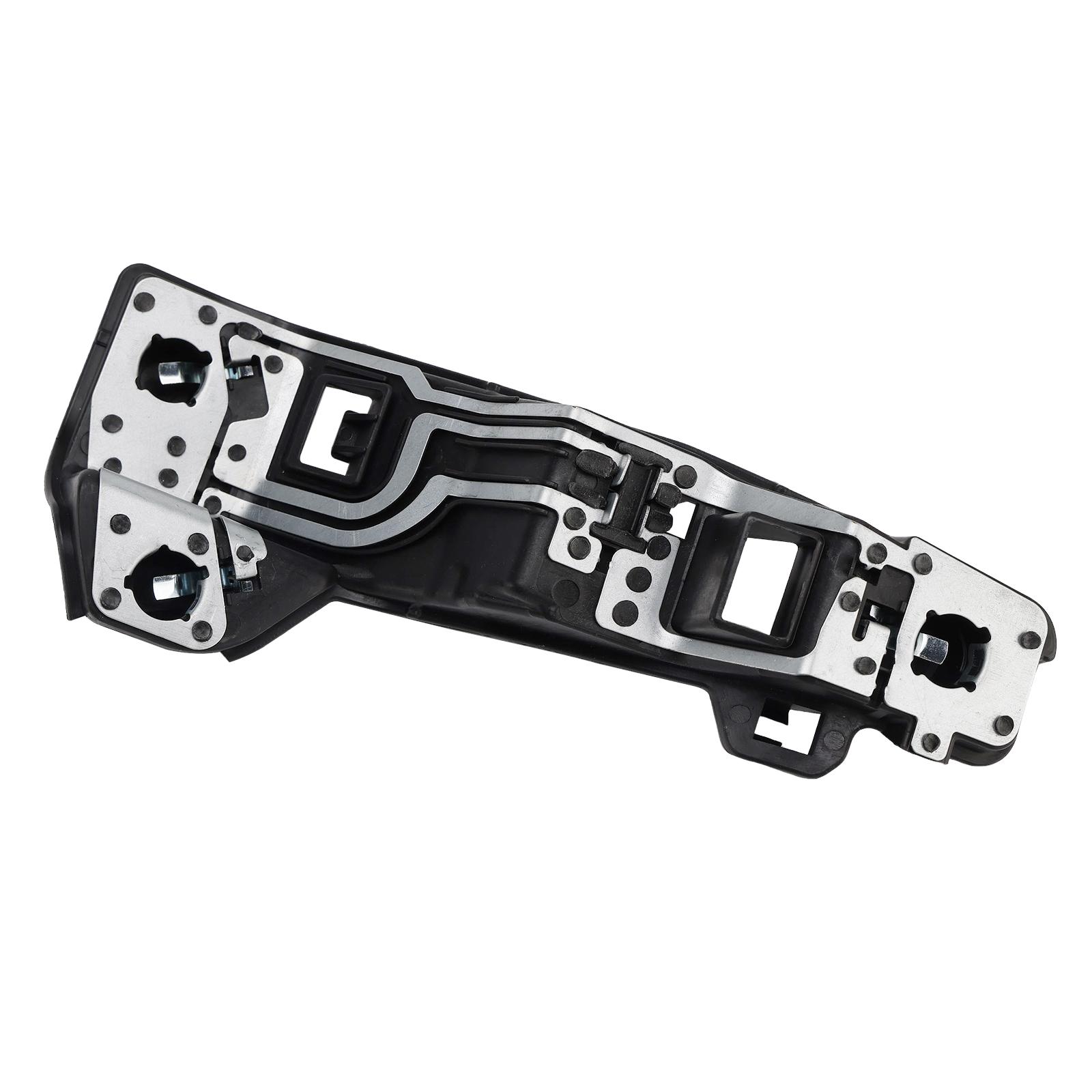 

Левый задний патрон лампы 8U0945221 для Q3 2012-2018