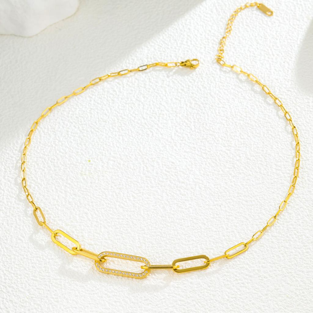 Wind Titanium Steel Diamond Chain Necklace Light Luxury Niche Design Female Collarbone Chain