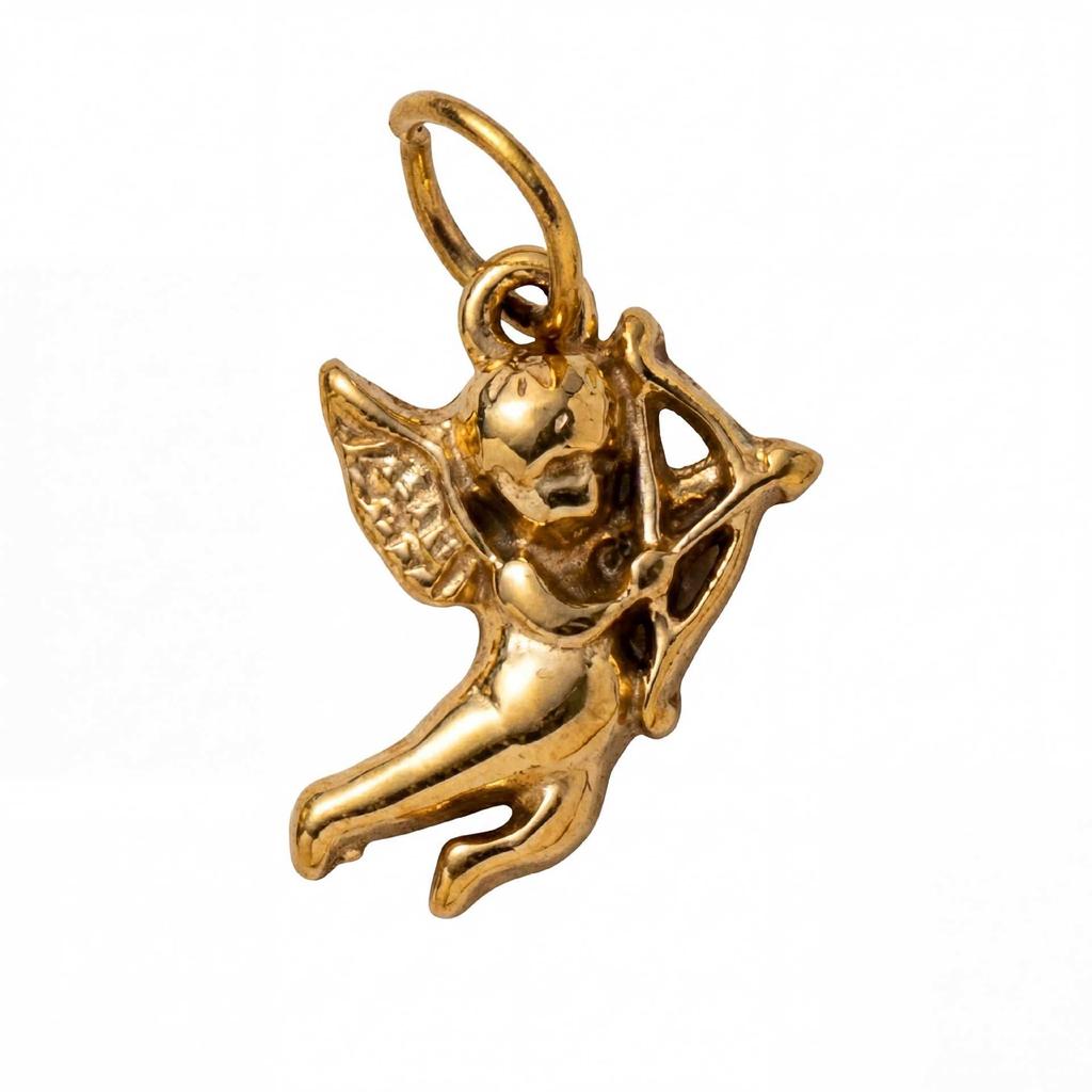 Stainless Steel Pendant: 18K Gold Electroplated, Long-lasting Color Retention