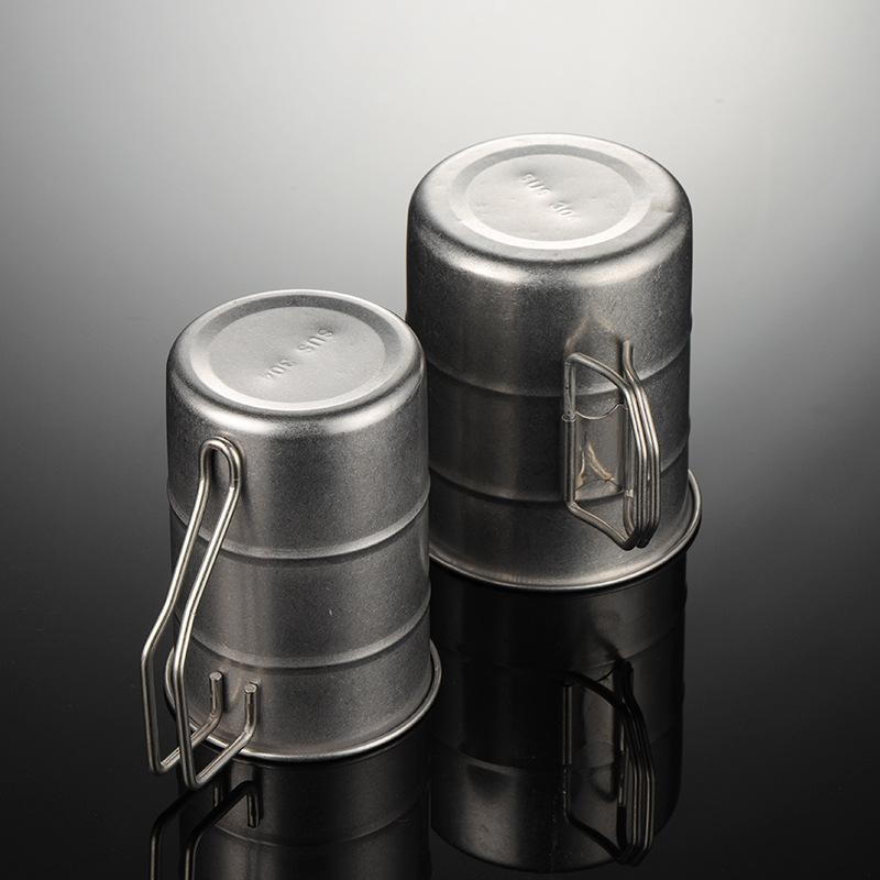 304 nerezová ocel kreativní modelování ústní hrnek ve tvaru olejového sudu venkovní kempingový pohár na vodu skládací rukojeť retro imitace titanu jídlo