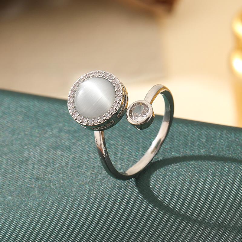 Korean Fashion Cat's Eye Stone Open Ring for Women - High-End, Trendy Index Finger Ring
