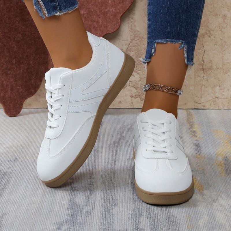 2026 New Retro Casual Platform Sneakers Round Toe Versatile Thick Sole Skate Shoes