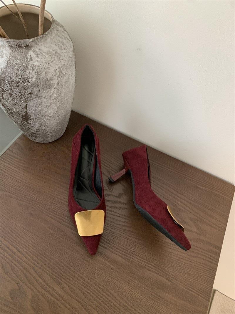 

Остроносые туфли-лодочки женские на тонком каблуке с леопардовым принтом 2025 весна-осень новые темпераментные замшевые туфли на высоком каблуке с квадратной пряжкой с пайетками 40