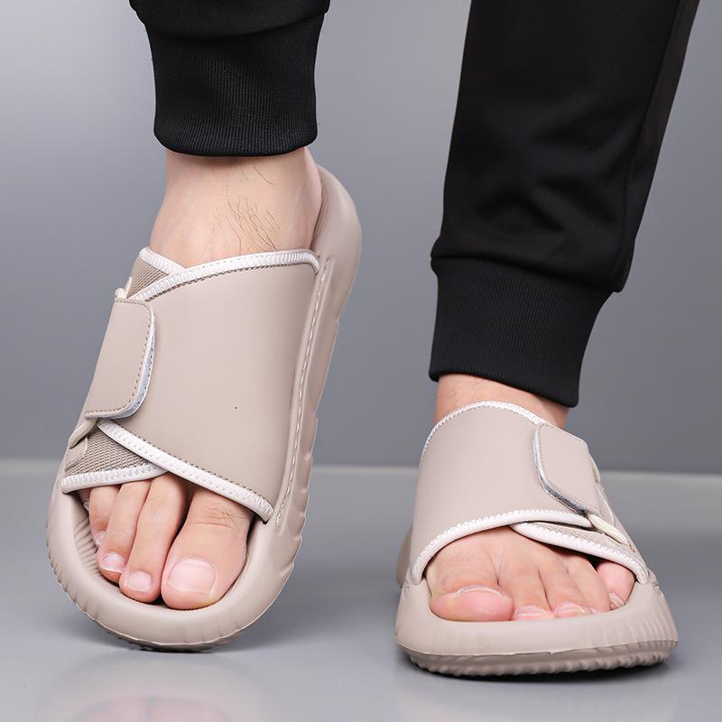 Fashion 2025 Summer Soft Sole Sports Slippers for Men New Designer Solid Color Flip Flops Male Fashion Casual Platform Slipper Shoes Man