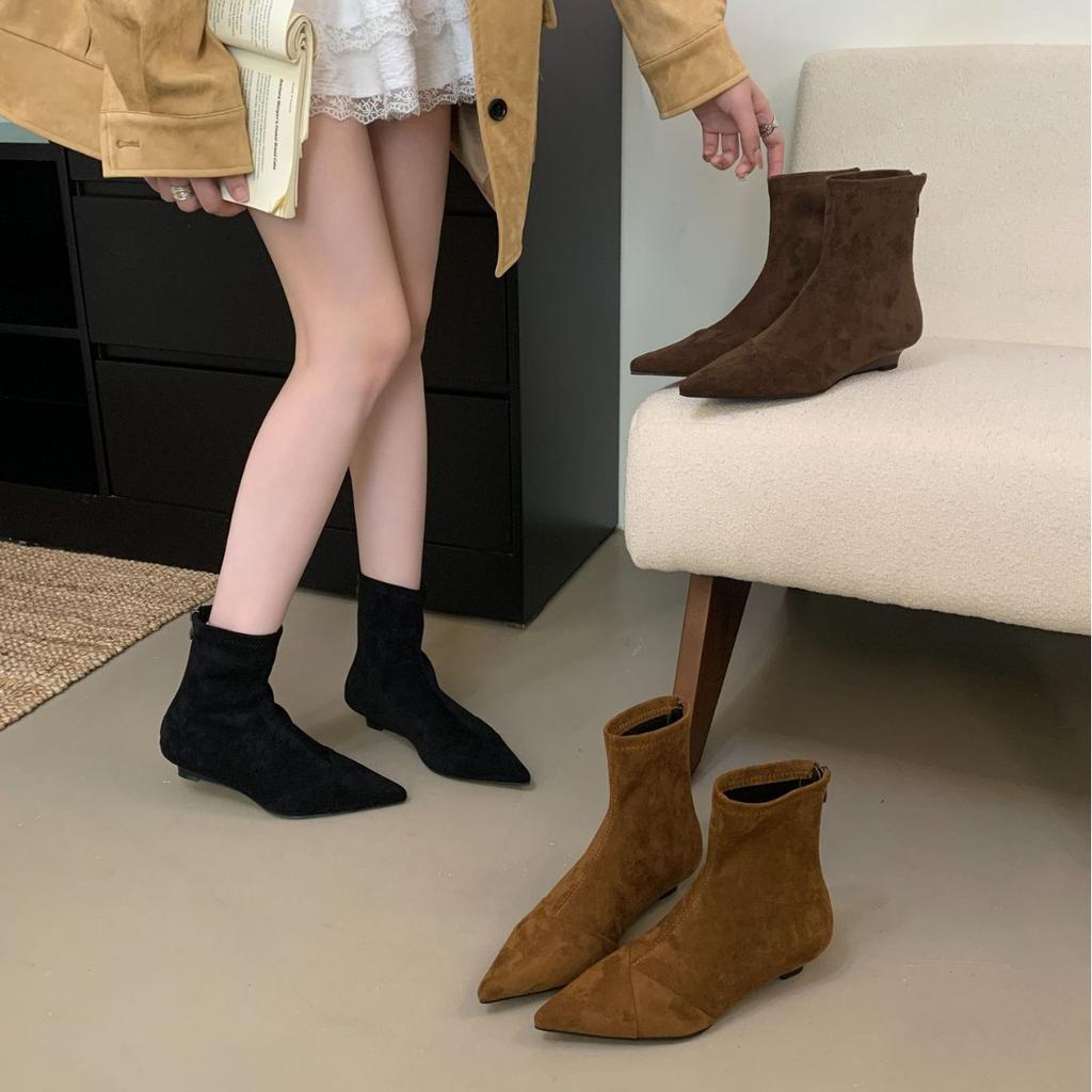 Autumn and Winter Soft-soled Versatile Pointed Elastic Thin Boots Pointed Kitten and 2025 Short Boots Black Suede Single Boots