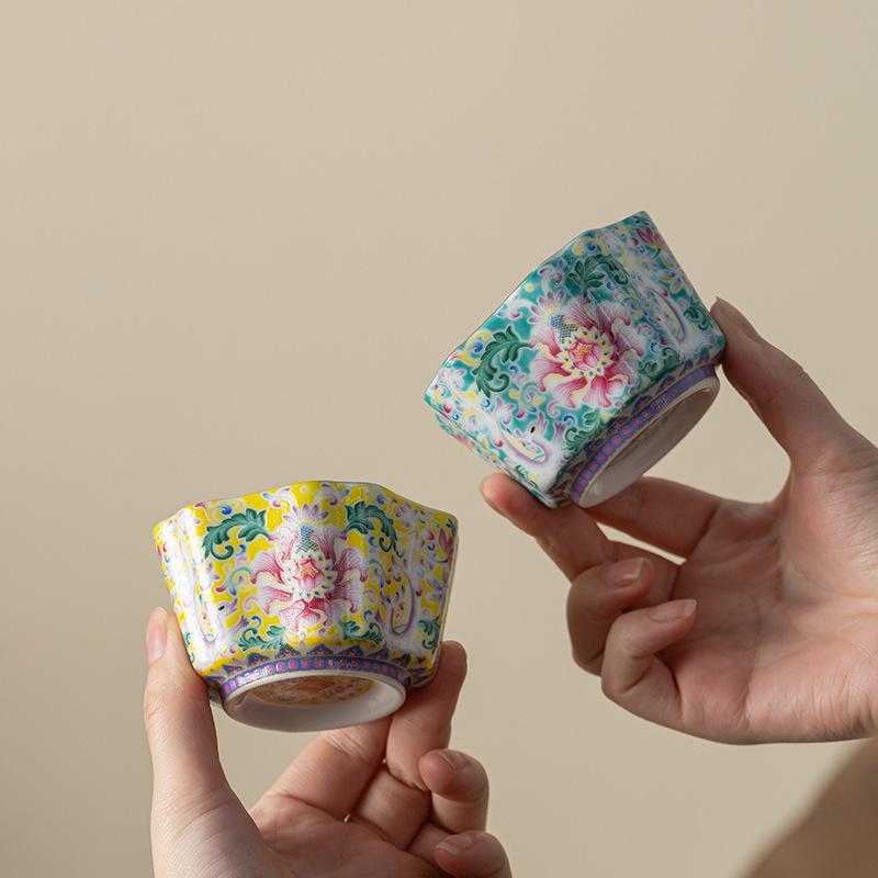 Enamel Color Personal Master Kung Fu Set Ceramic Tasting Tea Cup Gift Box Souvenir