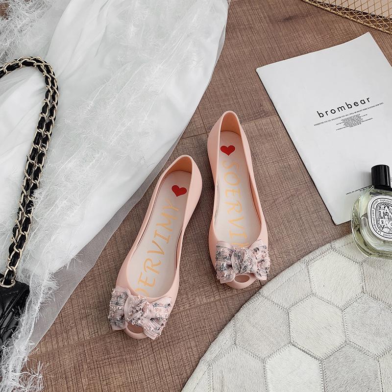 

Желейные одинарные туфли женские модные пластиковые плоские подошвы с внутренней стороны, увеличивающие рост туфли с рыбьим ртом, туфли в стиле суда с бантом женские 36