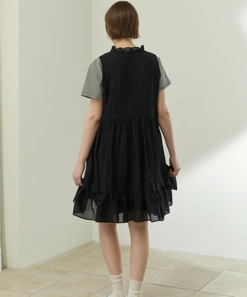 Wioi Shallot Ruffle Sleeveless Dress_Black