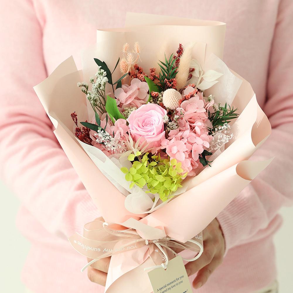 Eternal High-End Rose Bouquet with Real Fresh Flowers