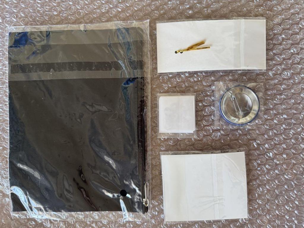 [USED] BTS Yoongi SUGA Master Merchandise Pouch + Keychain + Clip