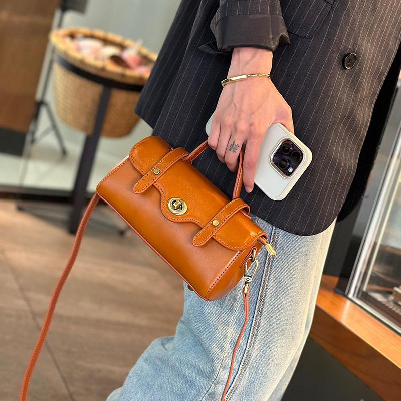 Pure Cowhide Portable Messenger Bag Women'S Versatile Leather Wide Shoulder Strap Cambridge Bag Cowhide Casual Women'S Bag