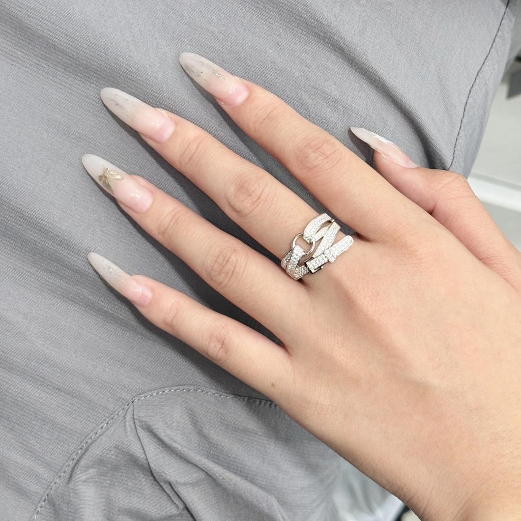 Seiko Replica 8 Herzen 8 Pfeile Gürtelschnalle & Ring Set, Voller Diamant Funkeln, Unisex 18 Karat Vergoldeter Schmuck