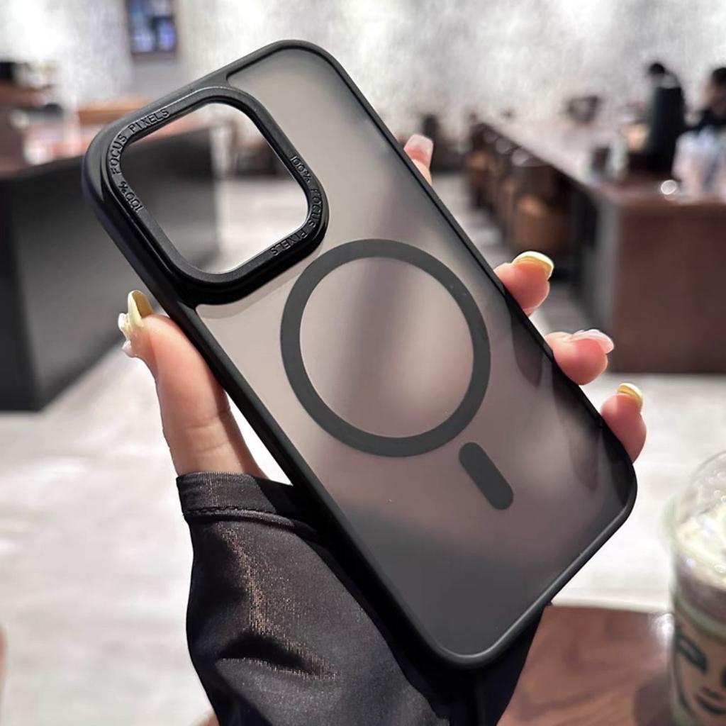Magnetic Suction Suitable for Apple IPhone 16 Promax Matte Phone Case Apple 15 Skin Feeling 14 Protective Case
