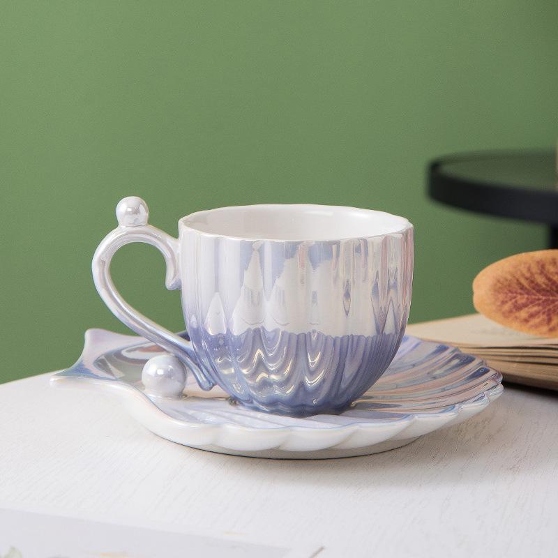Set Tazza e Sottotazza in Ceramica con Conchiglie: Tazza leggera in madreperla per la casa – Elegante regalo souvenir di lusso