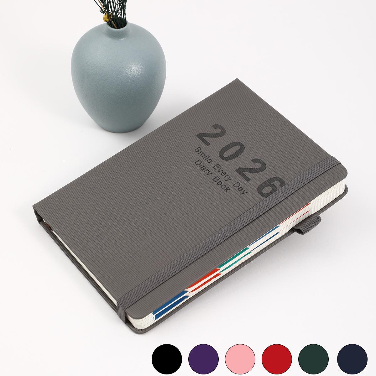 

Персонализированный ежедневник 2025: Блокнот на ремешках для эффективного управления временем и планирования.