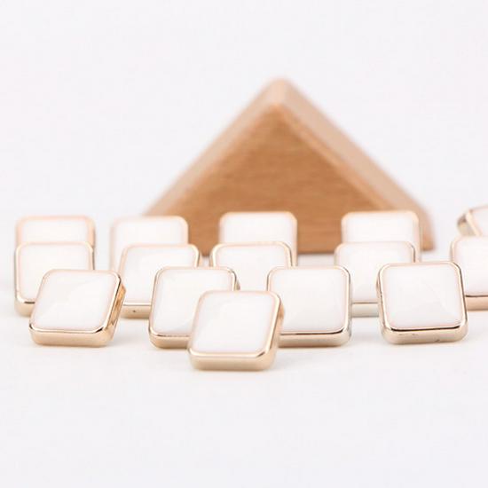 High-End Damen Perlen Cardigan Hemdknöpfe: Exquisiter Kleiner Duftstil