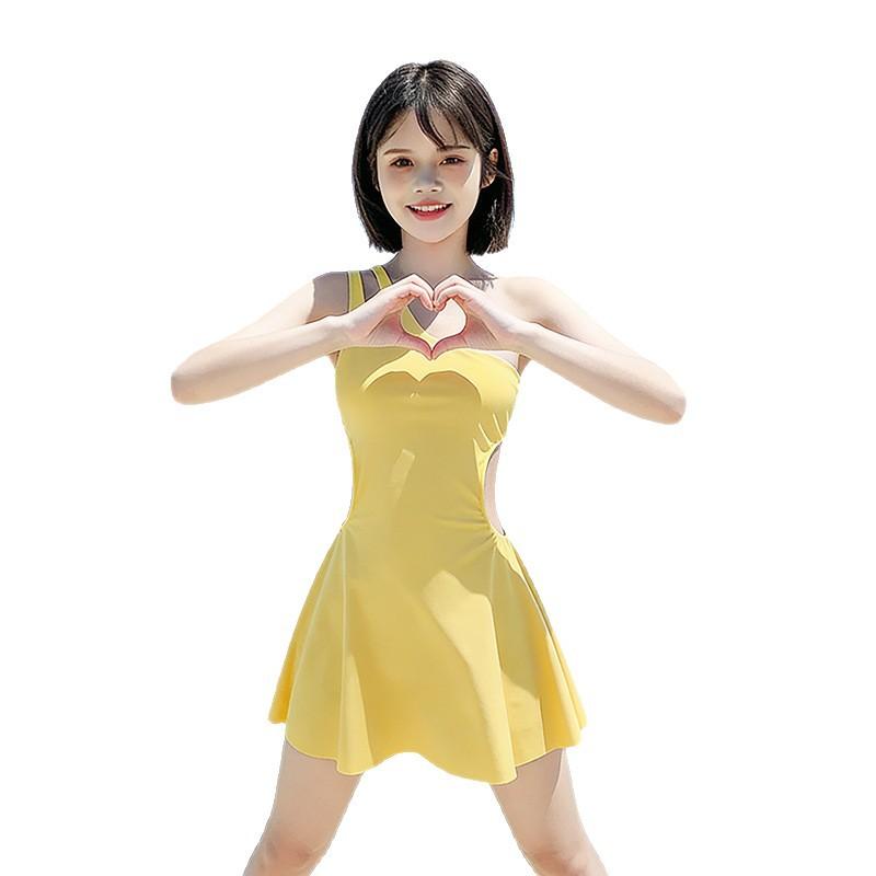 Swimsuit women's new popular high-end yellow sexy small breasts gather to cover the belly and look thin hot spring seaside vacation flat angle