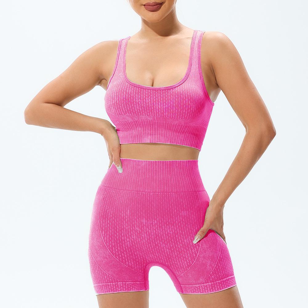 Seamless Sand Wash Peach Yoga Set: Hip-Lifting High-Waist Shorts & Bra