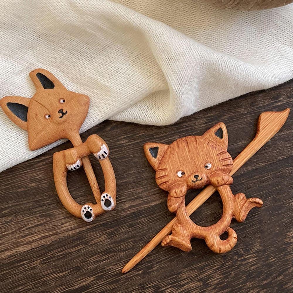 Kangaroo Wooden Brooch Puppy Kitty Scarf Buckle Exquisite Animal Sweater Pin  Girl