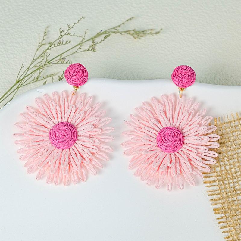 

Богемні сережки з рафії ручної роботи у курортному стилі, з квітковим дизайном, європейський та американський дизайнерський сенс, контрастні сережки-квіти