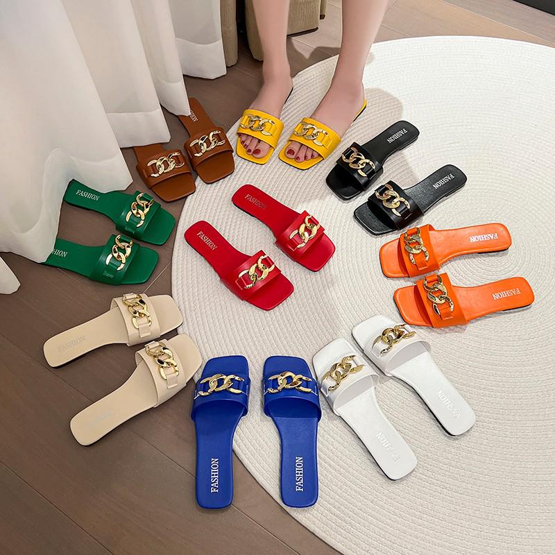 2025 Sommer Damen Quadratische Zehenpartie Flache Sohle Kettenschleife Sandalen, Koreanischer Stil, Große Größen, Lässige Einzelriemen