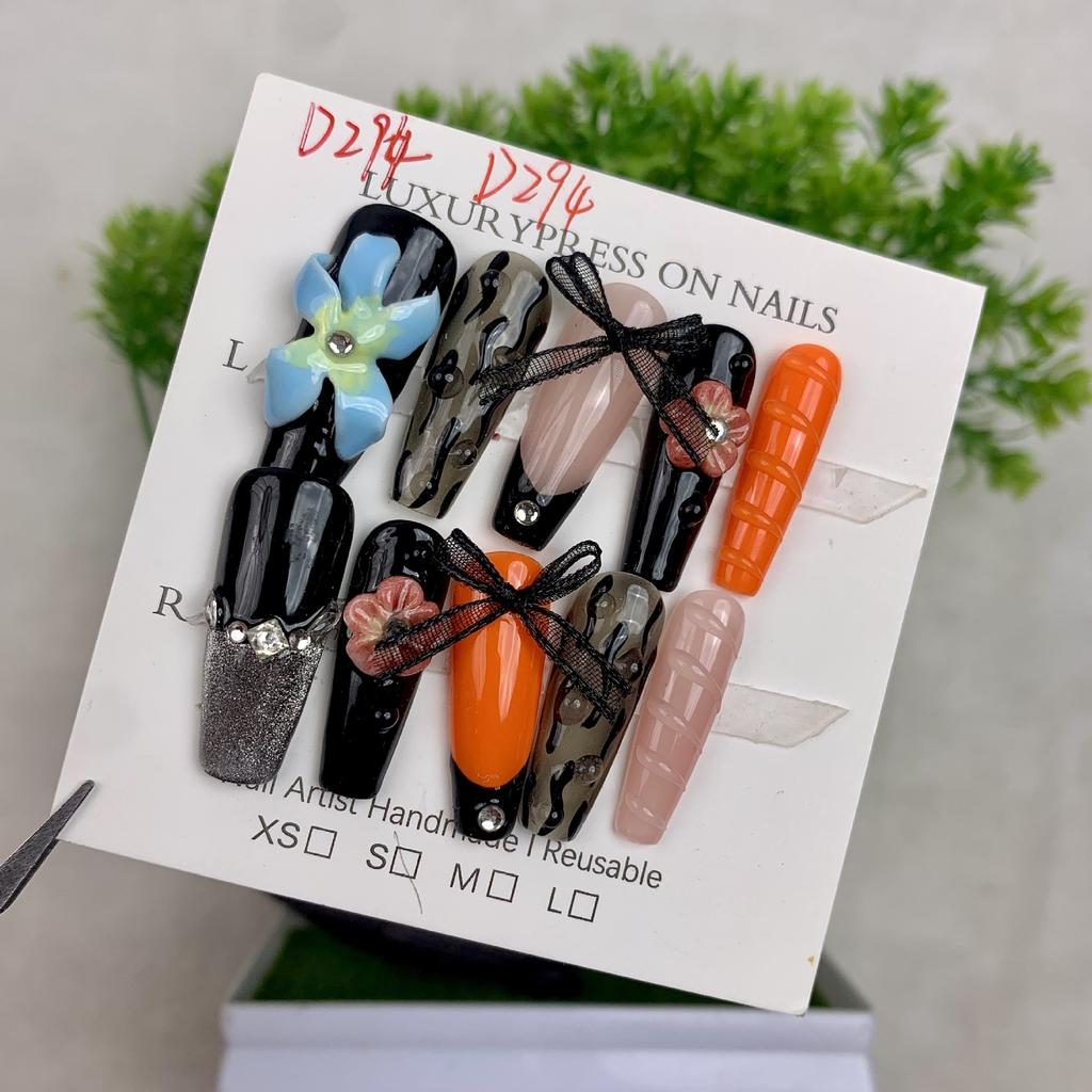 Handmade Armor European and American Wind Ice Through Shell Three-dimensional Carved Cat's Eye Almond Nail Removable Manicure