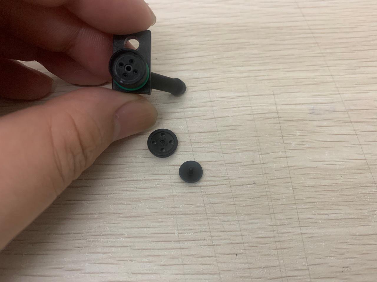 

BMW 3 и 5 серии Вакуумный насос усилителя тормозов Комплект для ремонта одностороннего клапана 11667640279 100 pieces